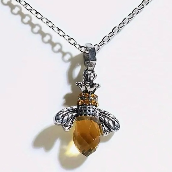 “Amber Abdomen Queen Bee” Faceted Tomenta Bumblebee Honeybee Victorian Necklace - Picture 10 of 16
